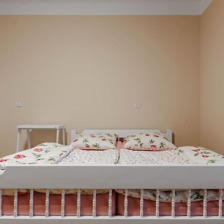 Apartament Astronomiczne Miejsce Przemysl Bagian luar foto