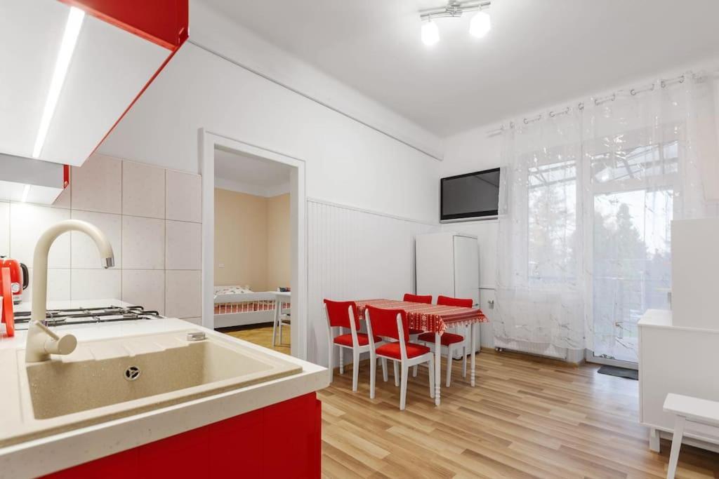 Apartament Astronomiczne Miejsce Przemysl Bagian luar foto