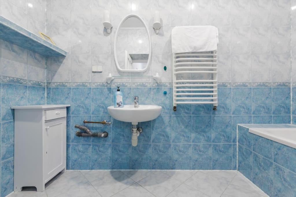 Apartament Astronomiczne Miejsce Przemysl Bagian luar foto